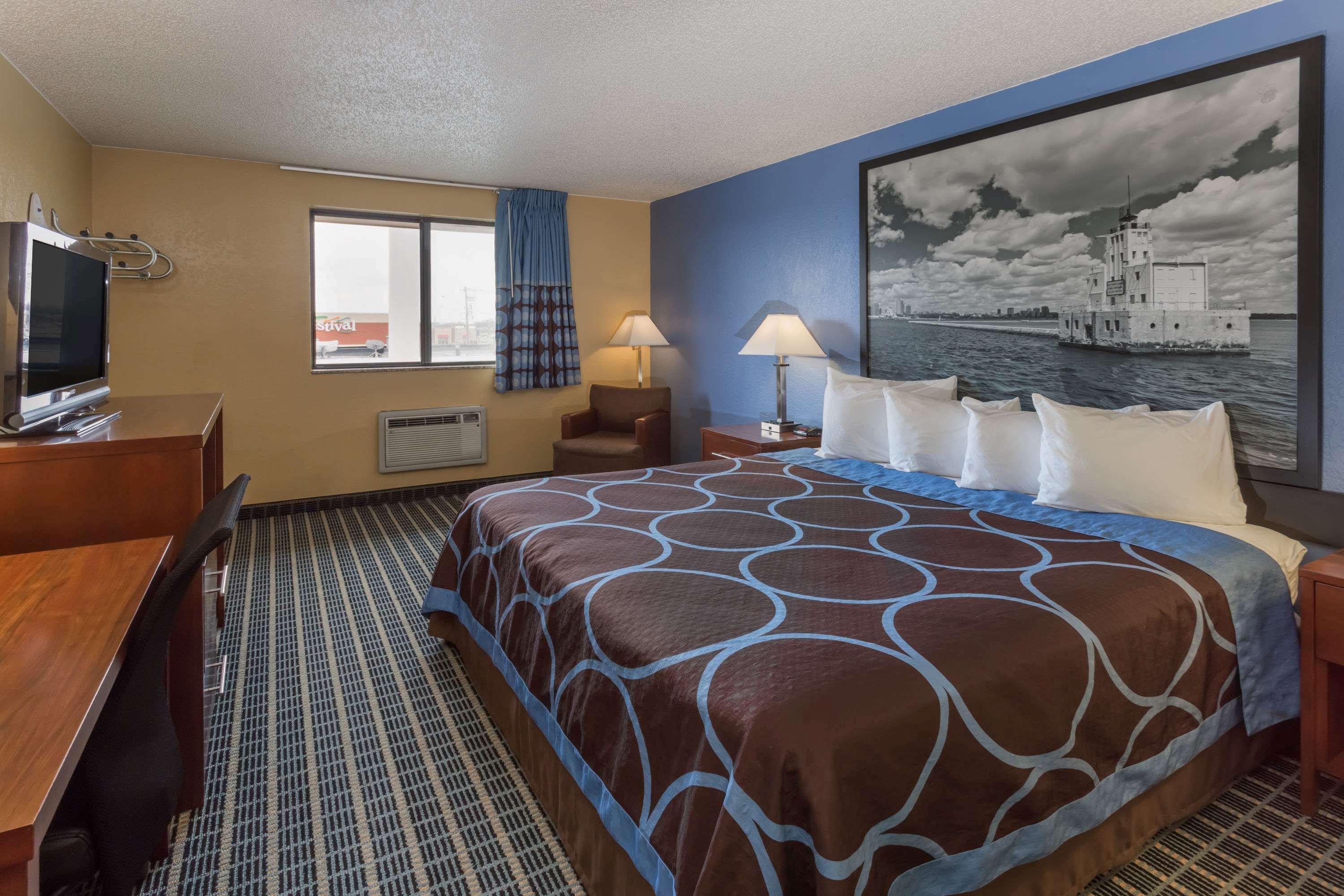 Super 8 By Wyndham Janesville Εξωτερικό φωτογραφία